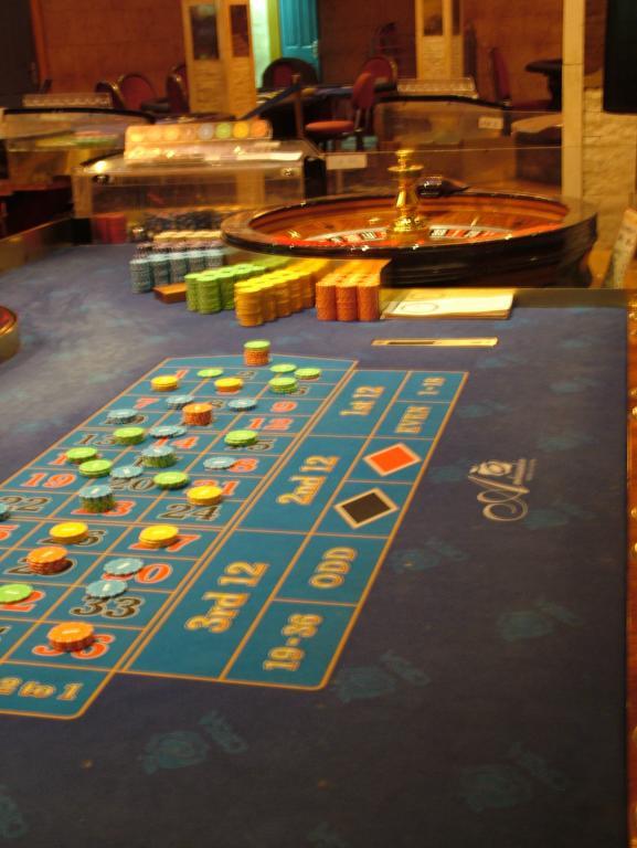 Ambassador Hotel & Casino ปารามารีโบ ภายนอก รูปภาพ